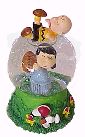 8204 CHARLIE BROWN MUSICAL WATER BALL
