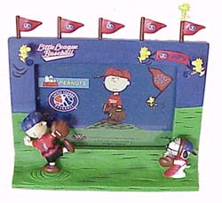 8469 4" X 6" CHARLIE BROWN FRAME