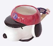 8472 SNOOPY MUG   9"x4 1/2"x2 1/2"