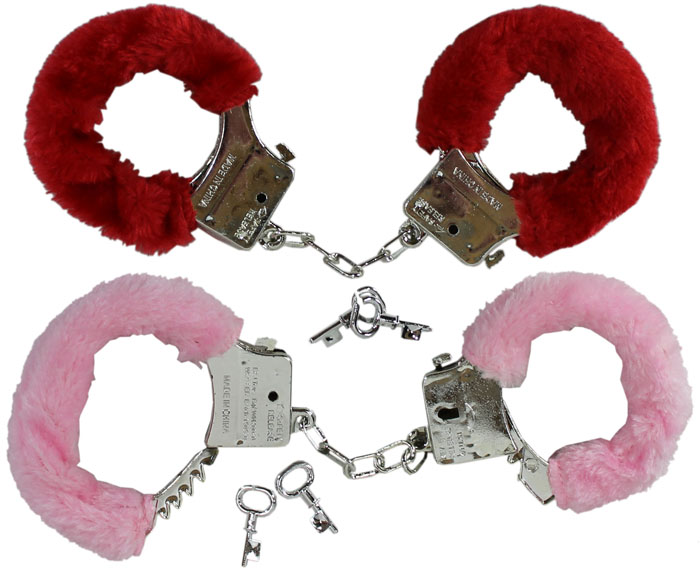 G87122 Valentine Handcuffs